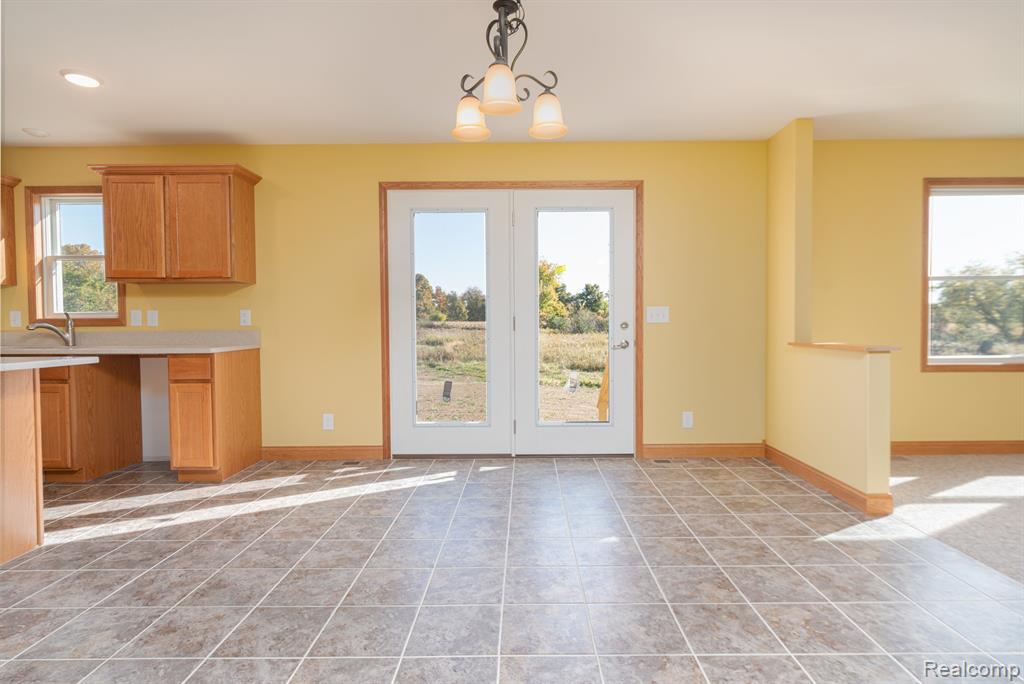 2110 Haslett Road Haslett, MI 48840 - Photo 7 of 48