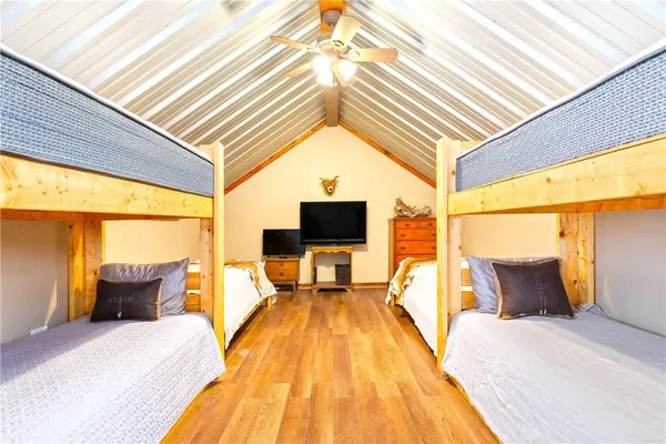 $4,276,800 | 1782 Farm To Market 218, Hamilton, TX 76531