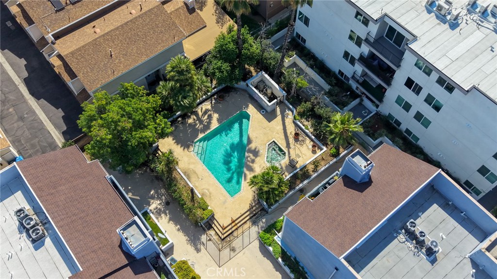 7640 Oso Avenue, Unit 318 Winnetka, CA 91306 - Photo 40 of 43 an aerial view of a house