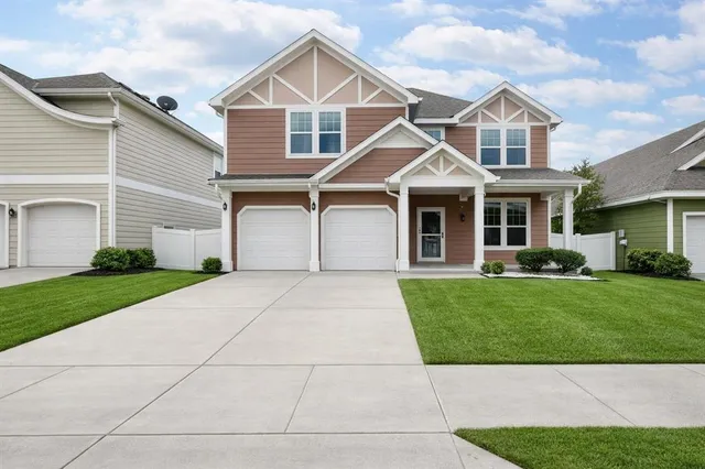 $2,695 | 8912 Cranston Court, Providence Village, TX 76227