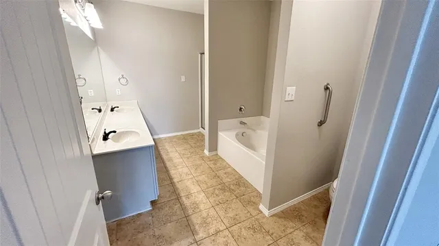 $2,695 | 8912 Cranston Court, Providence Village, TX 76227