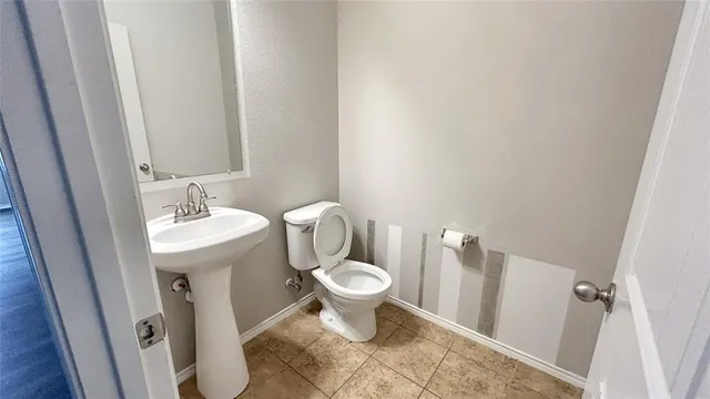 $2,695 | 8912 Cranston Court, Providence Village, TX 76227