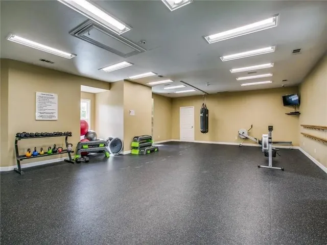 $2,695 | 8912 Cranston Court, Providence Village, TX 76227