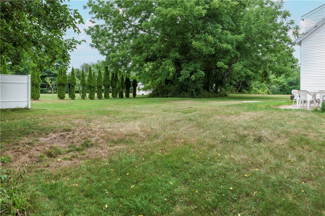 1043 Great Road Lincoln, RI 02865 - Photo 5 of 37