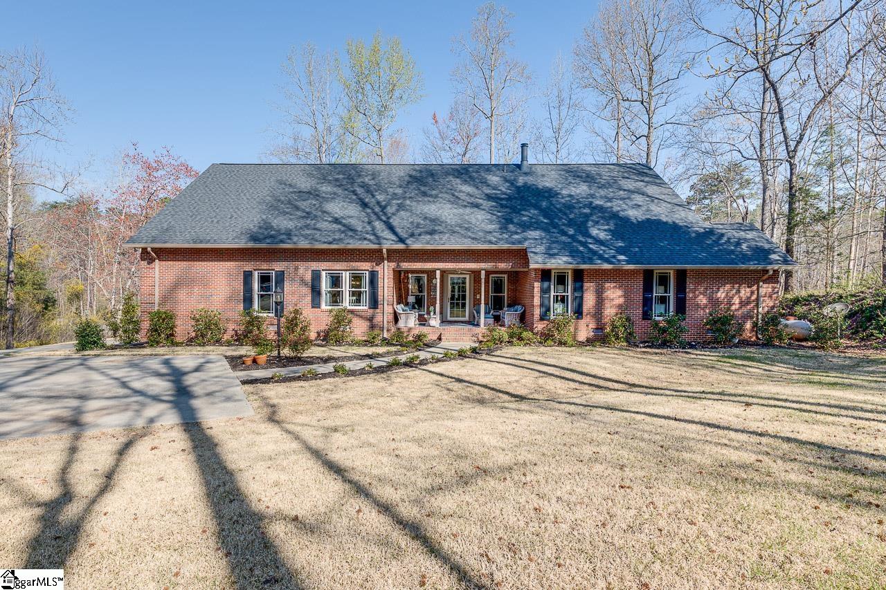 505 Springview Drive Westminster, SC 29693 - Photo 1 of 34