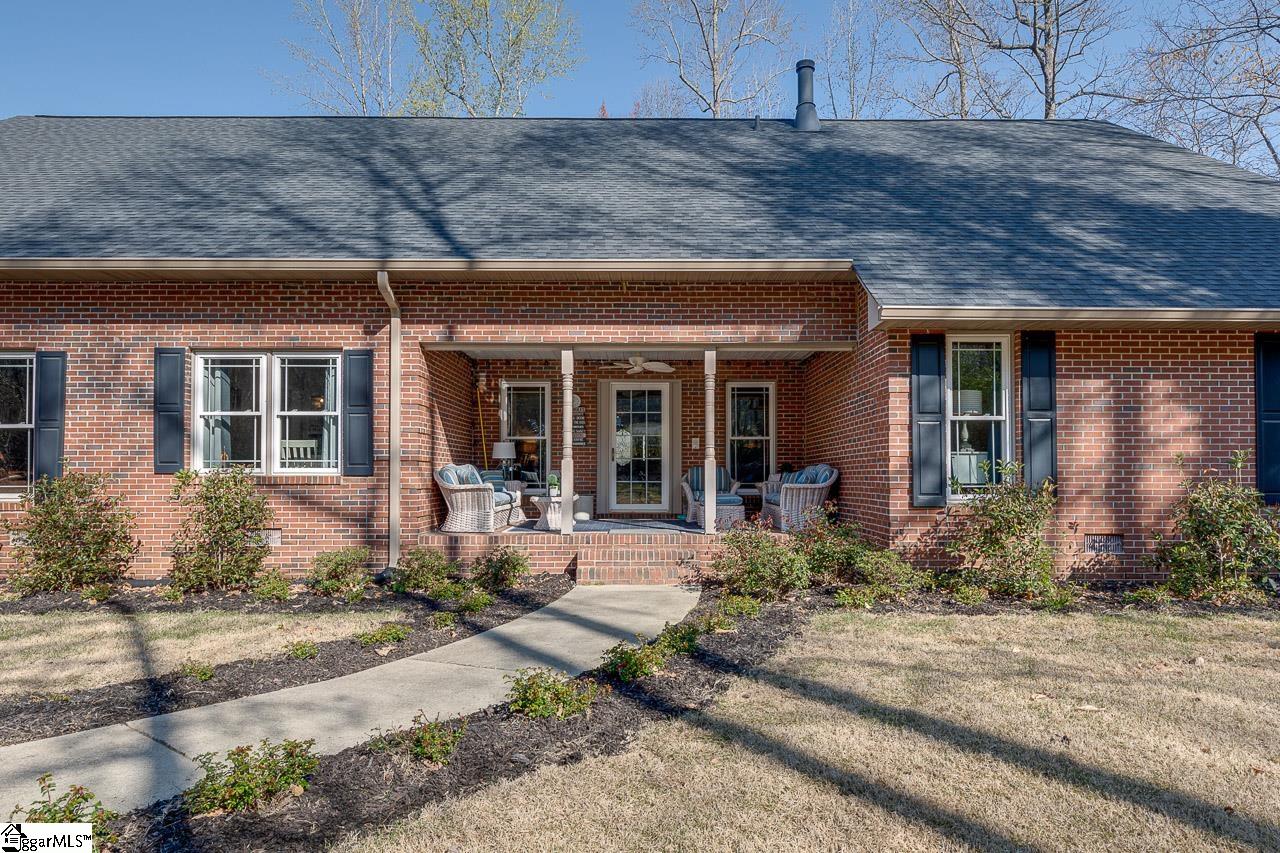 505 Springview Drive Westminster, SC 29693 - Photo 4 of 34