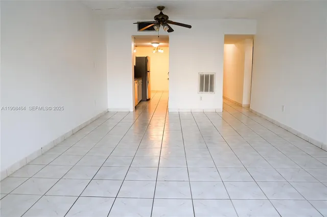 $2,400 | 9210 Fontainebleau Boulevard, Unit 103, Miami, FL 33172