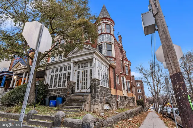 $725,000 | 4401 Pine Street, Philadelphia, PA 19104