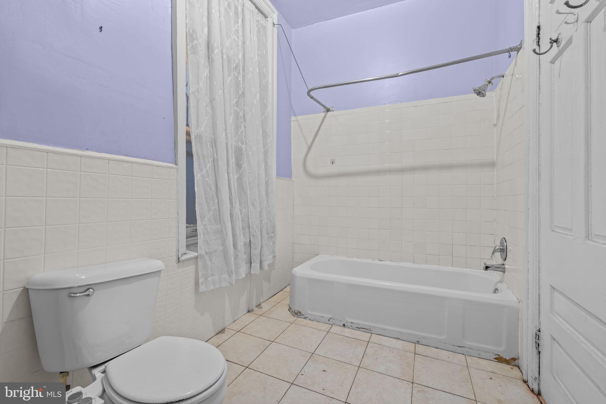 4401 Pine Street Philadelphia, PA 19104 - Photo 26 of 63 2nd floor bathroom