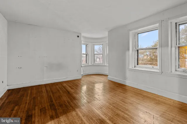 $749,900 | 4401 Pine Street, Philadelphia, PA 19104