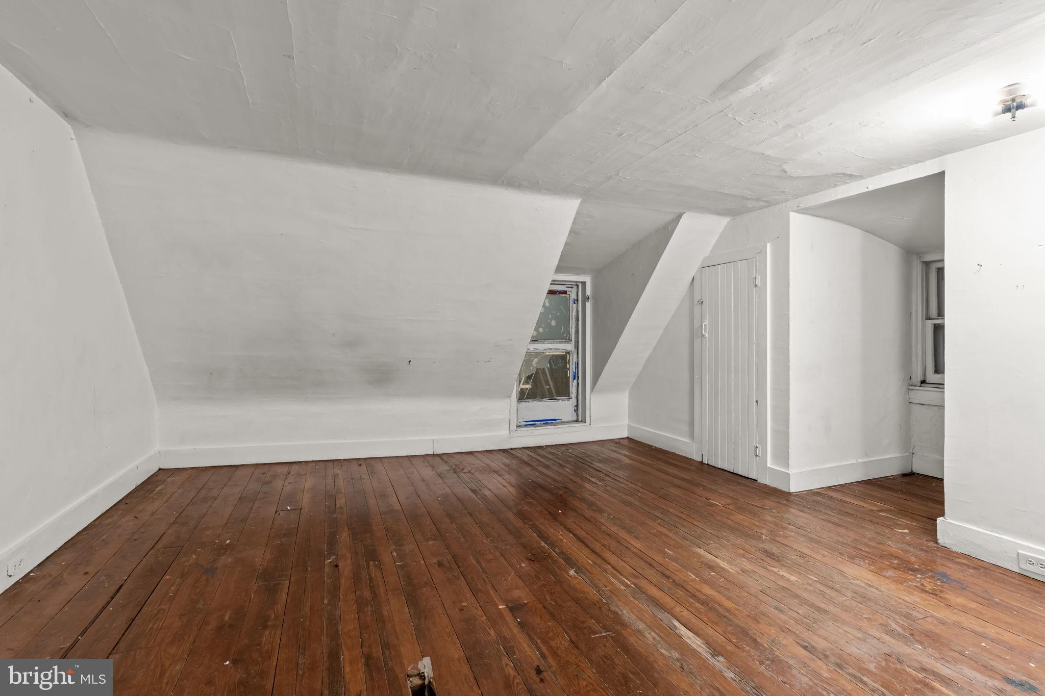 4401 Pine Street Philadelphia, PA 19104 - Photo 41 of 63 4rth floor bedroom 1