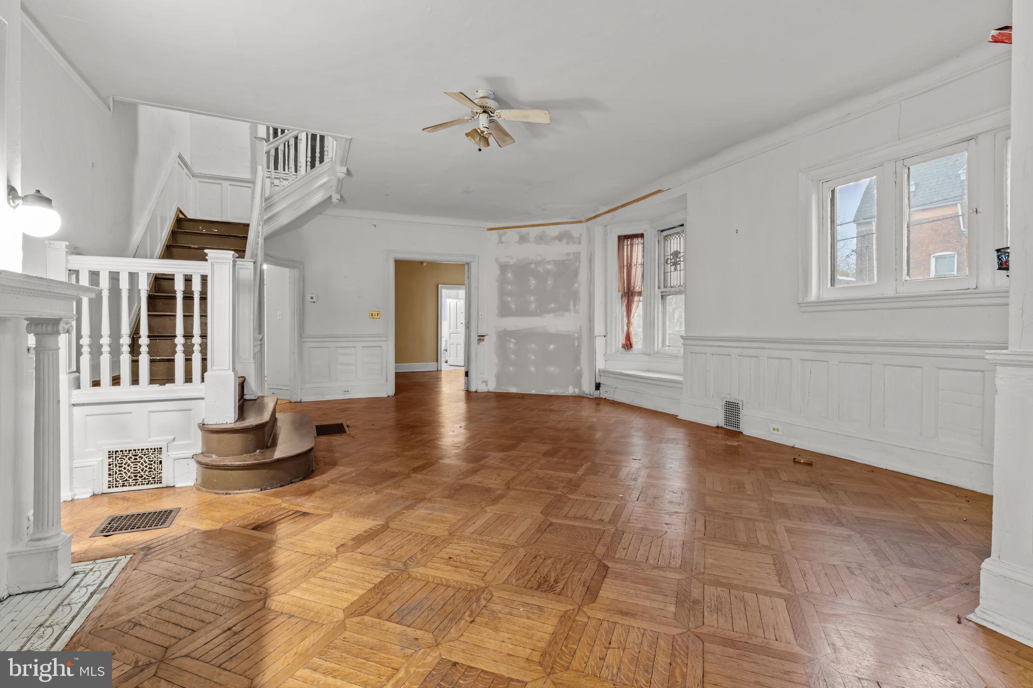 4401 Pine Street Philadelphia, PA 19104 - Photo 7 of 63 Living room