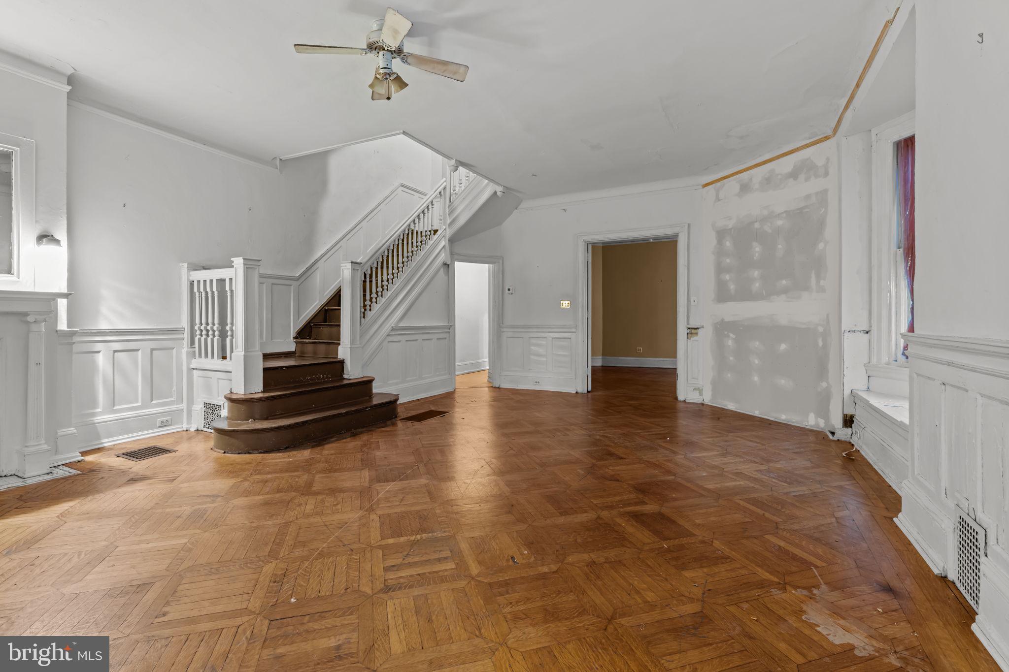 4401 Pine Street Philadelphia, PA 19104 - Photo 8 of 63 Living room