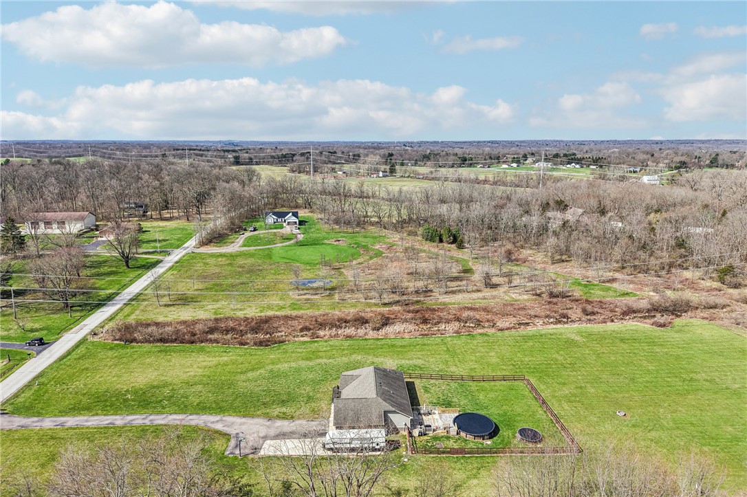 1694 McClellan Road Xenia, OH 45385 - Photo 46 of 81
