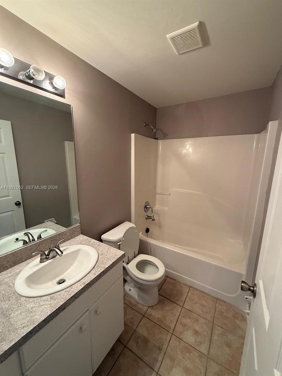 4412 26th Street Southwest Lehigh Acres, FL 33973 - Photo 2 of 7