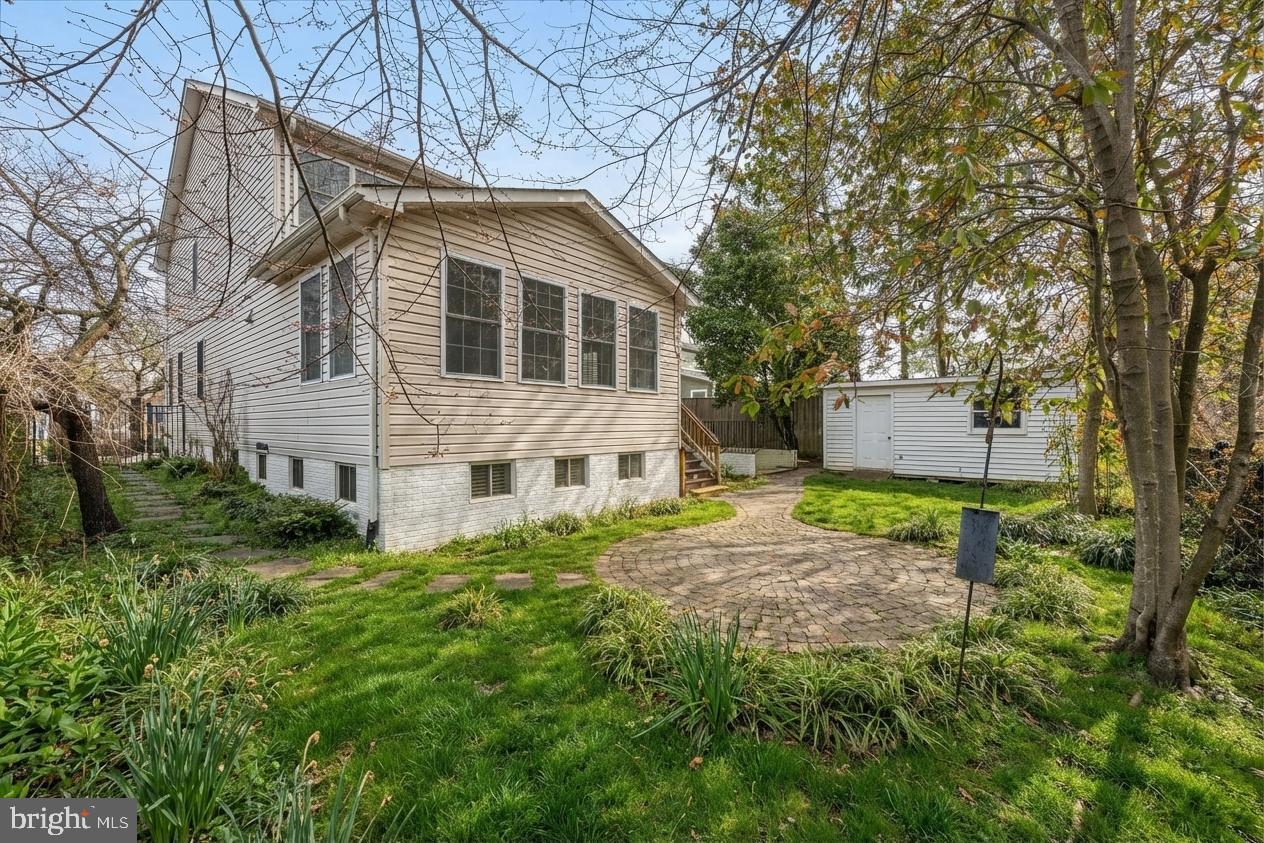 7009 Quander Road Alexandria, VA 22307 - Photo 13 of 56