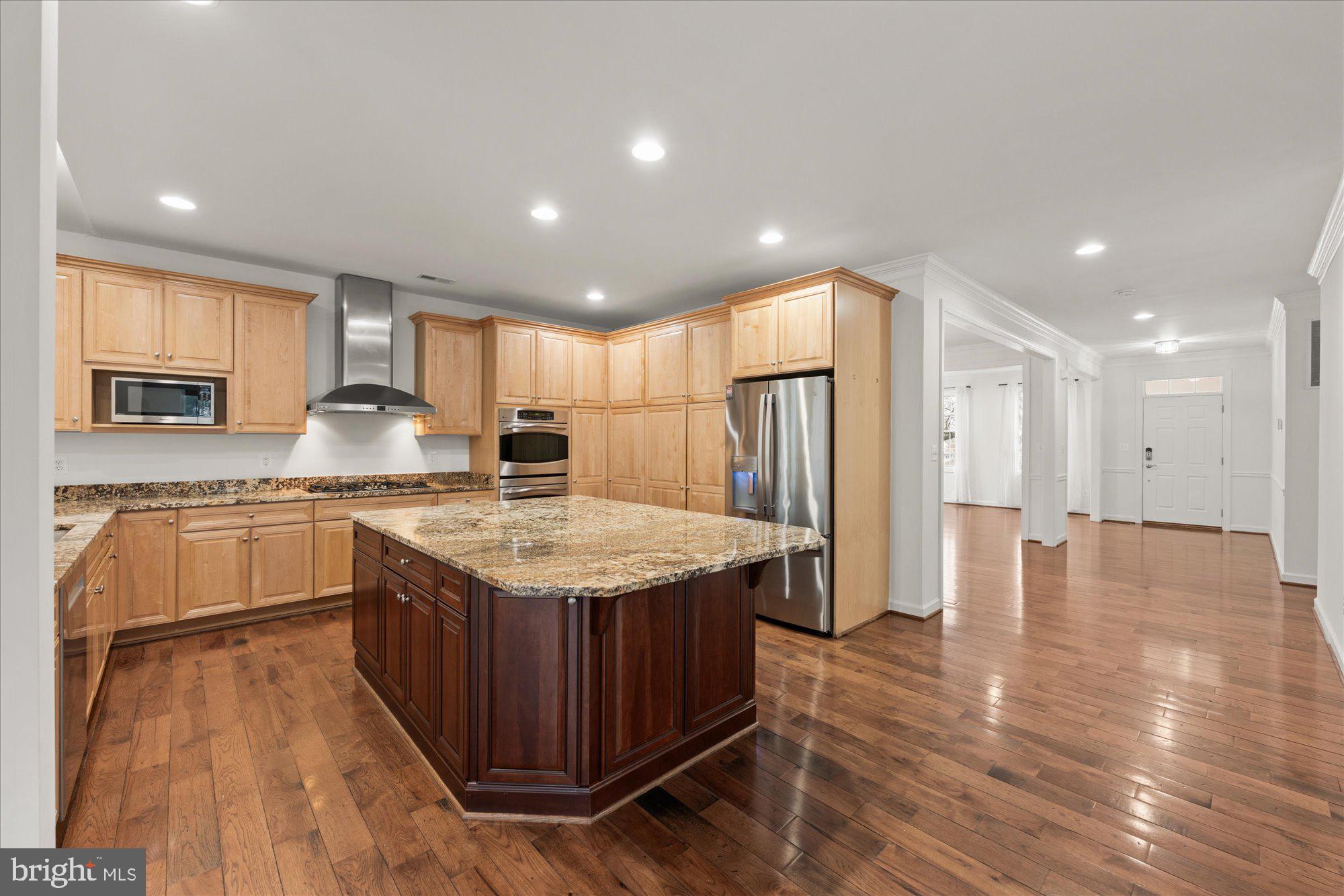 7009 Quander Road Alexandria, VA 22307 - Photo 3 of 56