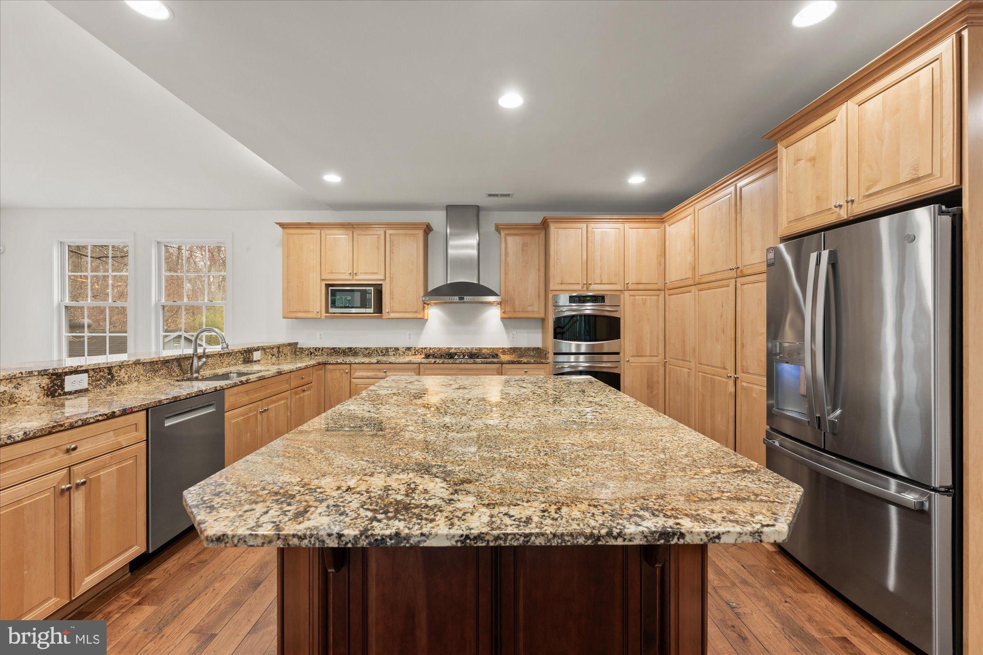 7009 Quander Road Alexandria, VA 22307 - Photo 4 of 56