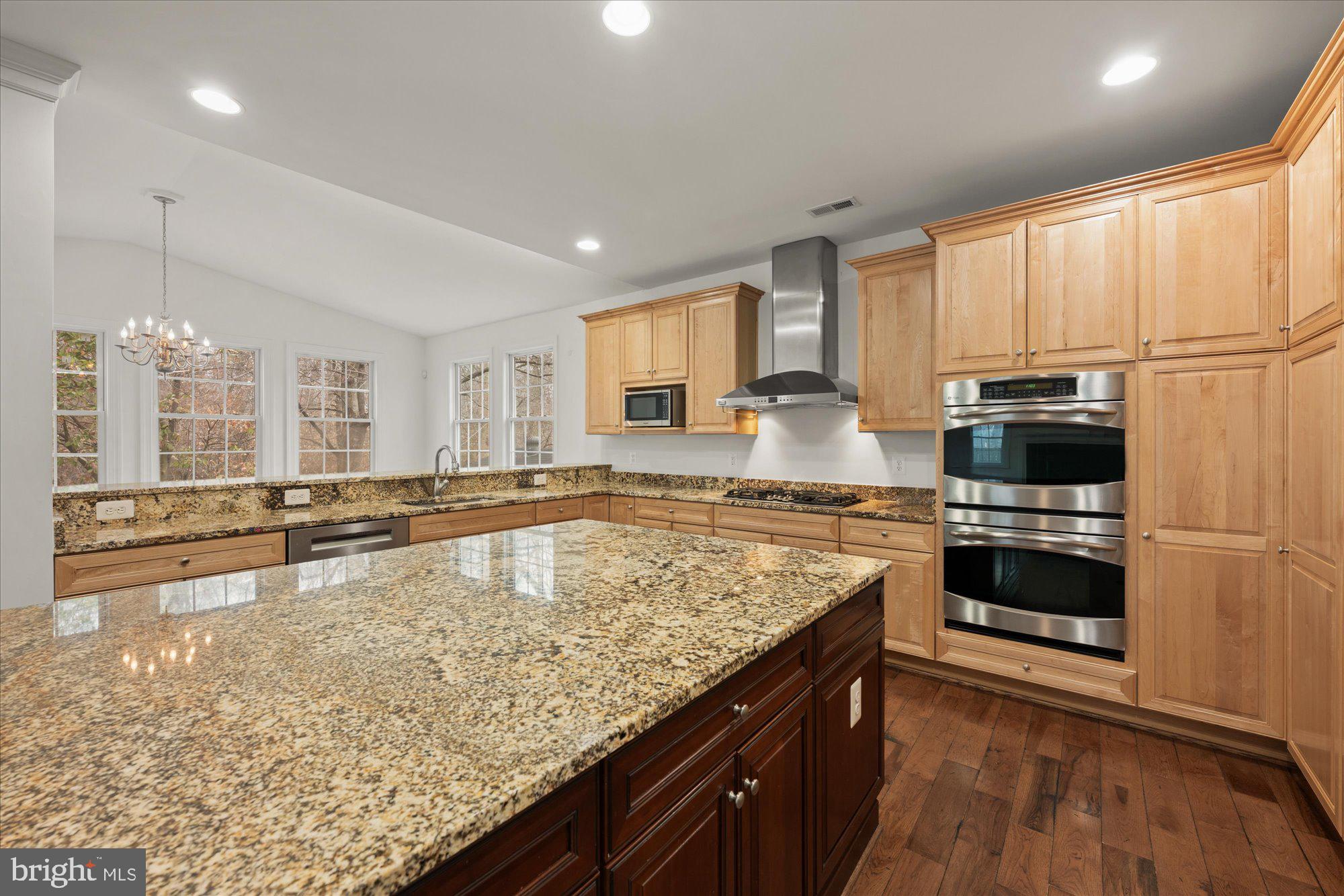 7009 Quander Road Alexandria, VA 22307 - Photo 5 of 56