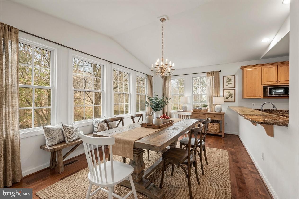 7009 Quander Road Alexandria, VA 22307 - Photo 8 of 56