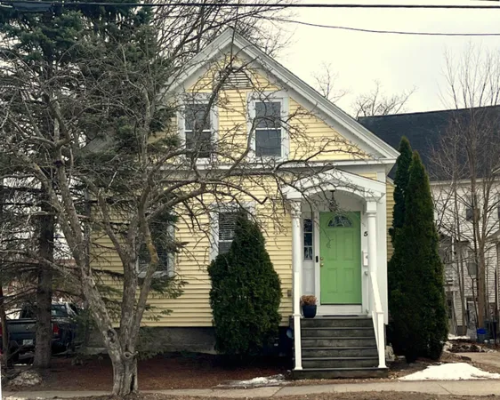 $420,000 | 55 Centre Street, Concord, NH 03301