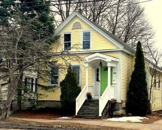 $420,000 | 55 Centre Street, Concord, NH 03301