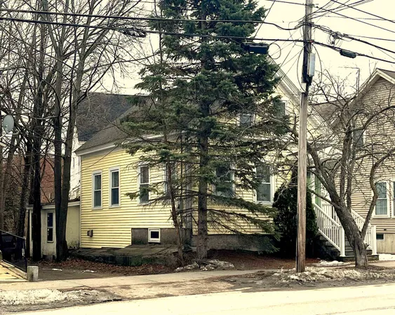 $420,000 | 55 Centre Street, Concord, NH 03301