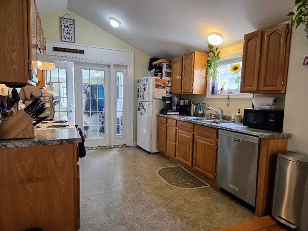 $420,000 | 55 Centre Street, Concord, NH 03301