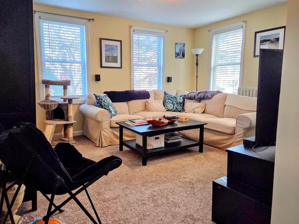 $420,000 | 55 Centre Street, Concord, NH 03301