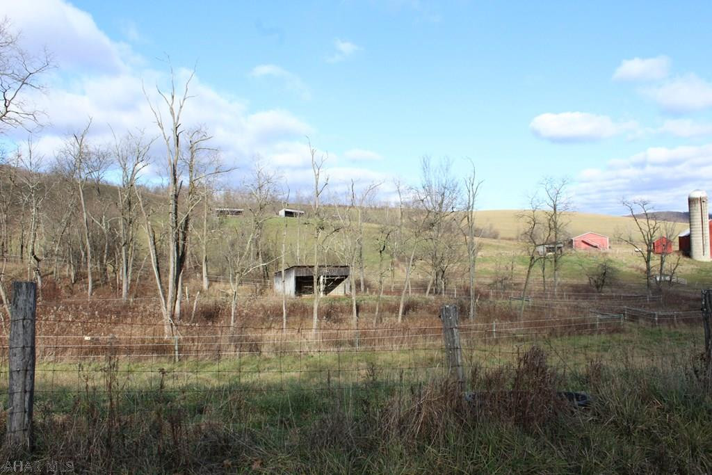 648 Beutman Road Alum Bank, PA 15521 - Photo 6 of 37 Gallery Image 6