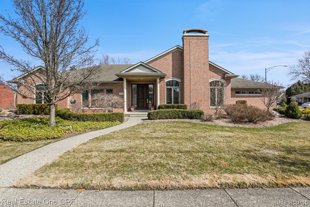 472 Shelbourne Road Grosse Pointe Farms, MI 48236 - Photo 1 of 45