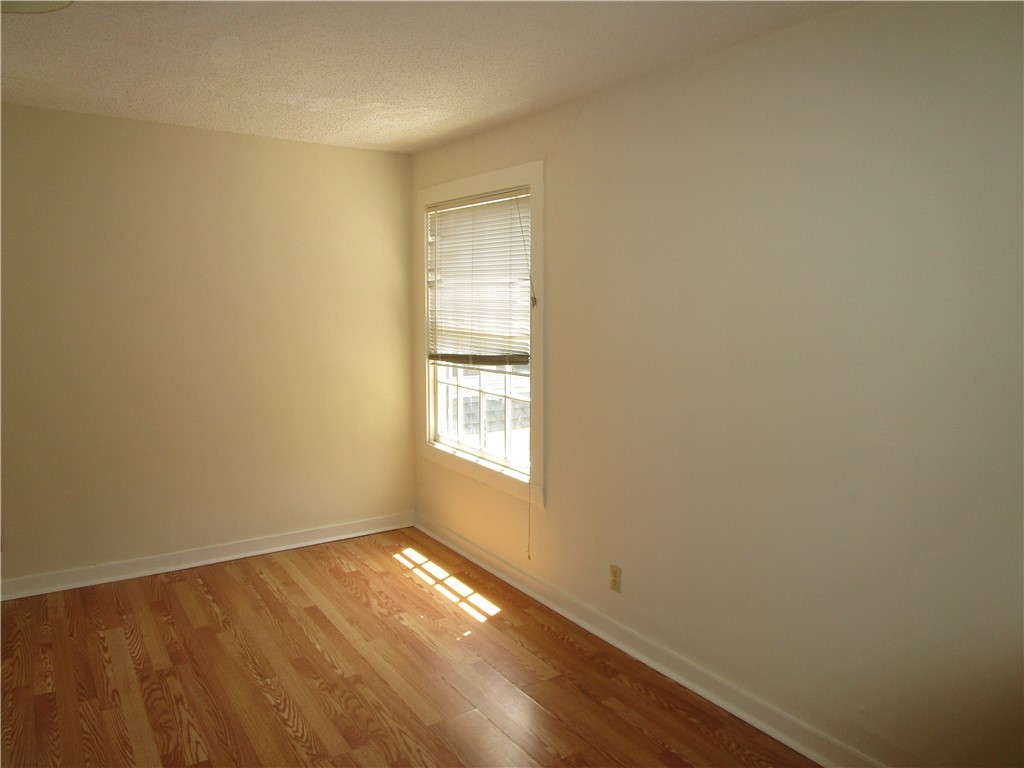 908 West 22nd Street, Unit E Austin, TX 78705 - Photo 6 of 9