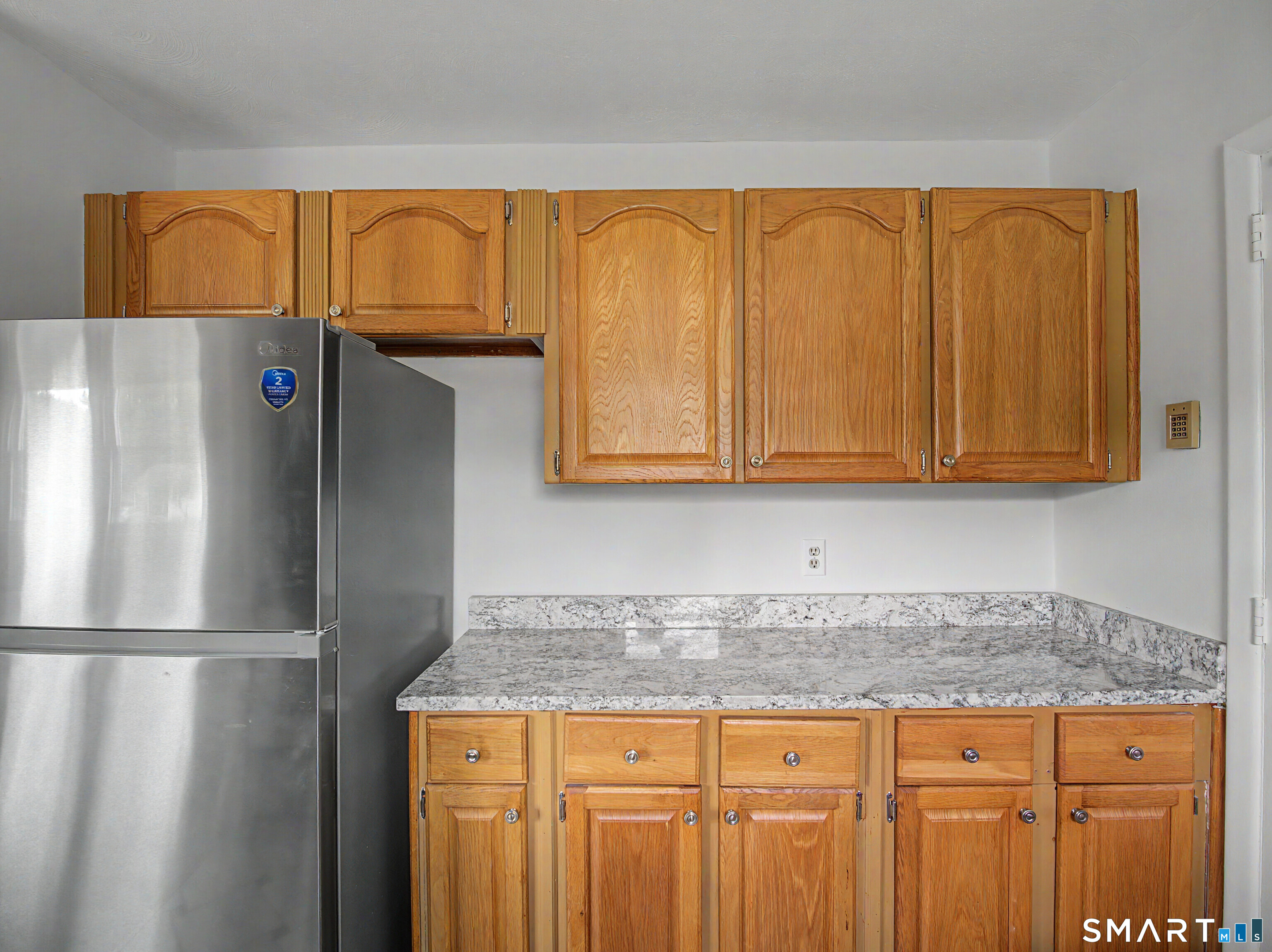23 Raymond Road South Windsor, CT 06074 - Photo 9 of 37