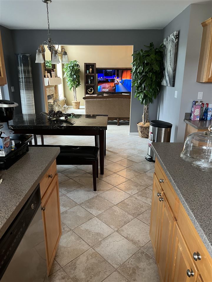 2349 East Cook Road Grand Blanc, MI 48439 - Photo 12 of 37 50074940-11.JPG