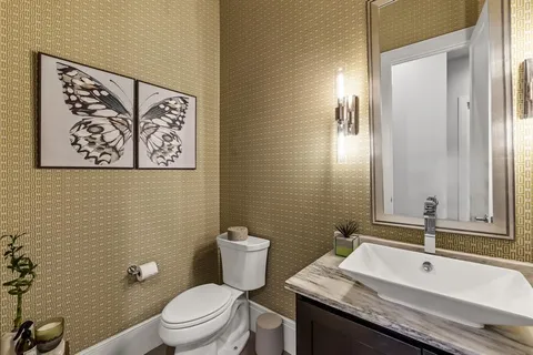 $2,699,000 | 5628 Lindenshire Lane, Dallas, TX 75230