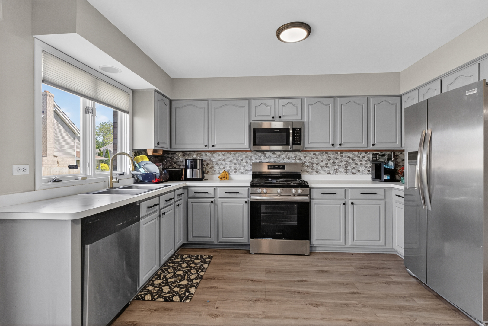 24556 Independence Boulevard Crete, IL 60417 - Photo 10 of 33