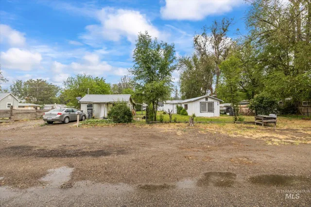 $250,000 | 218 East Owyhee Avenue, Homedale, ID 83628