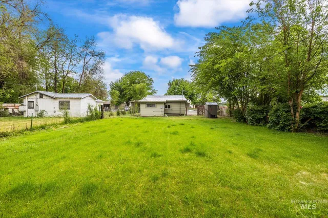 $250,000 | 218 East Owyhee Avenue, Homedale, ID 83628