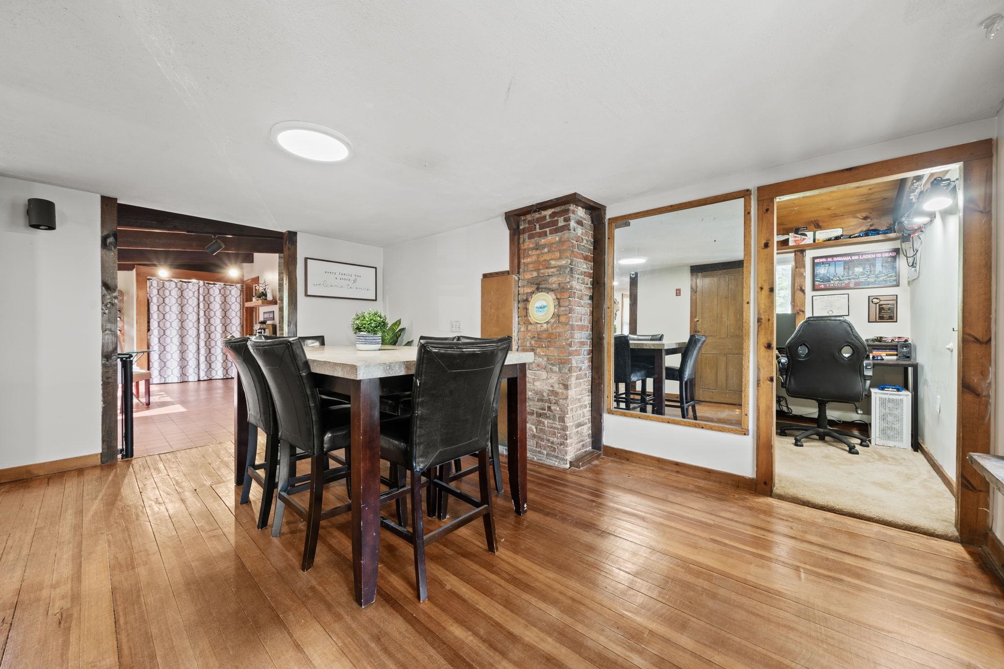 17 Blossom Road Plaistow, NH 03865 - Photo 5 of 27