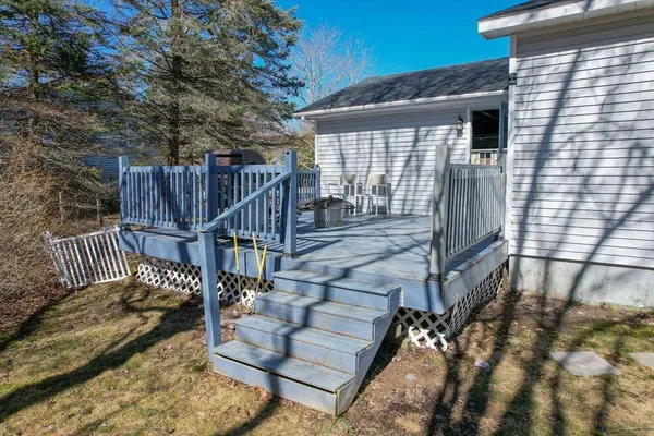 $339,900 | 12 Mcdonald Avenue, Ellsworth, ME 04605