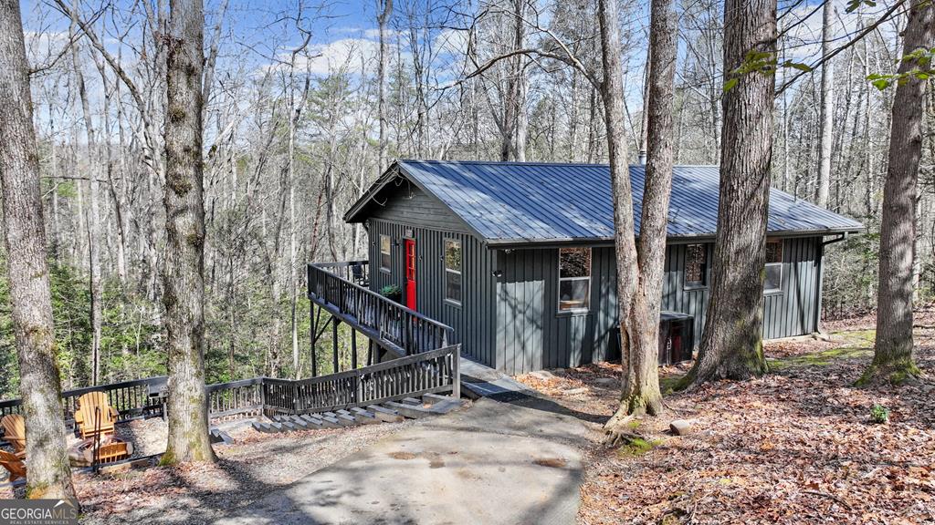 222 Icy Lane Blue Ridge, GA 30513 - Photo 1 of 37 Main View