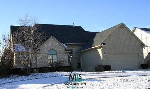 1638 Farnborough Drive Rochester, MI 48307 - Photo 1 of 9 822542.JPG