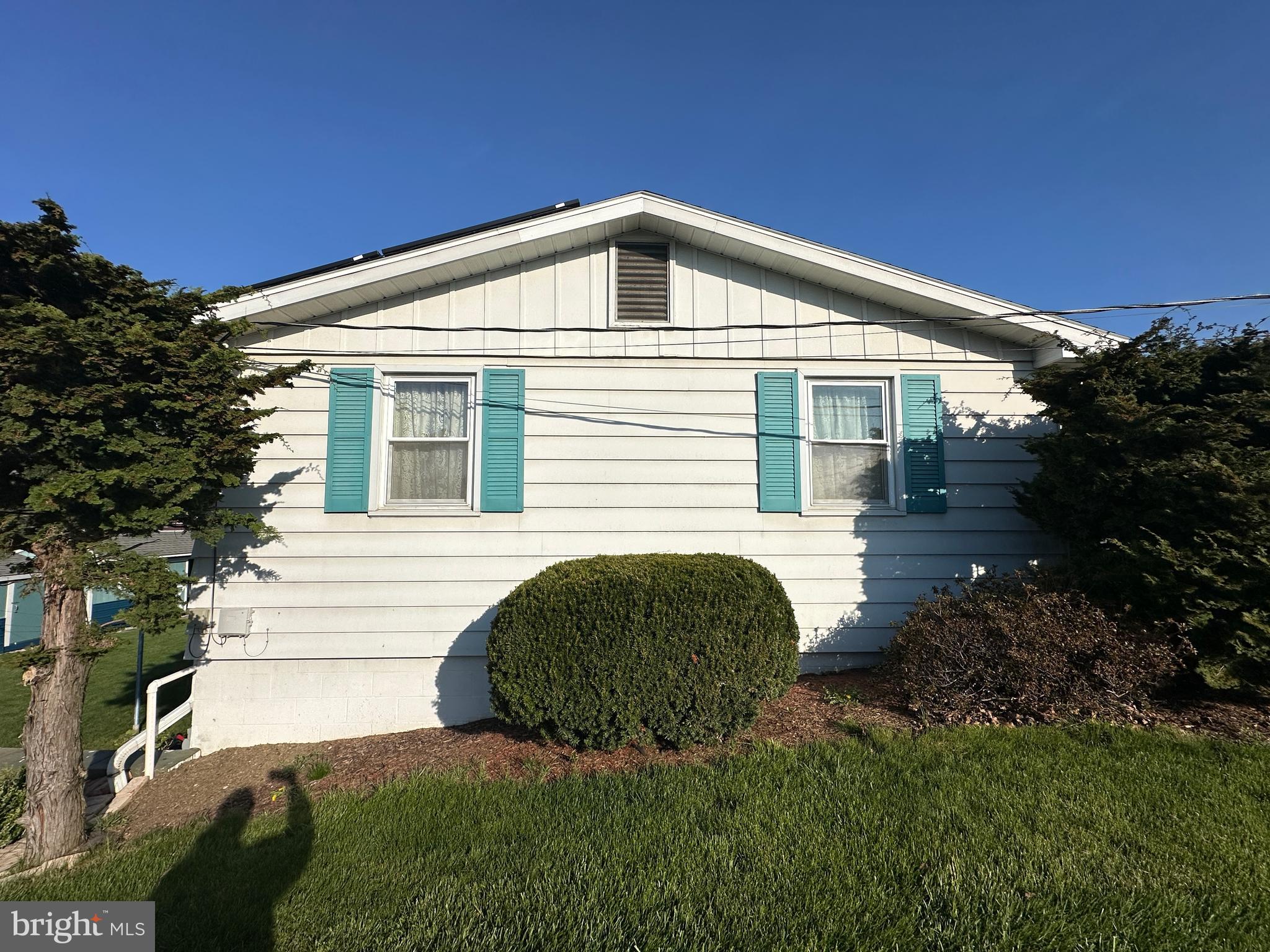 375 St Thomas-Edenville Road St. Thomas, PA 17252 - Photo 19 of 85 a front view of a house with garden