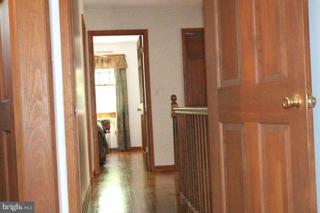 481 Ferry Point Road Annapolis, MD 21403 - Photo 9 of 30 Interior General