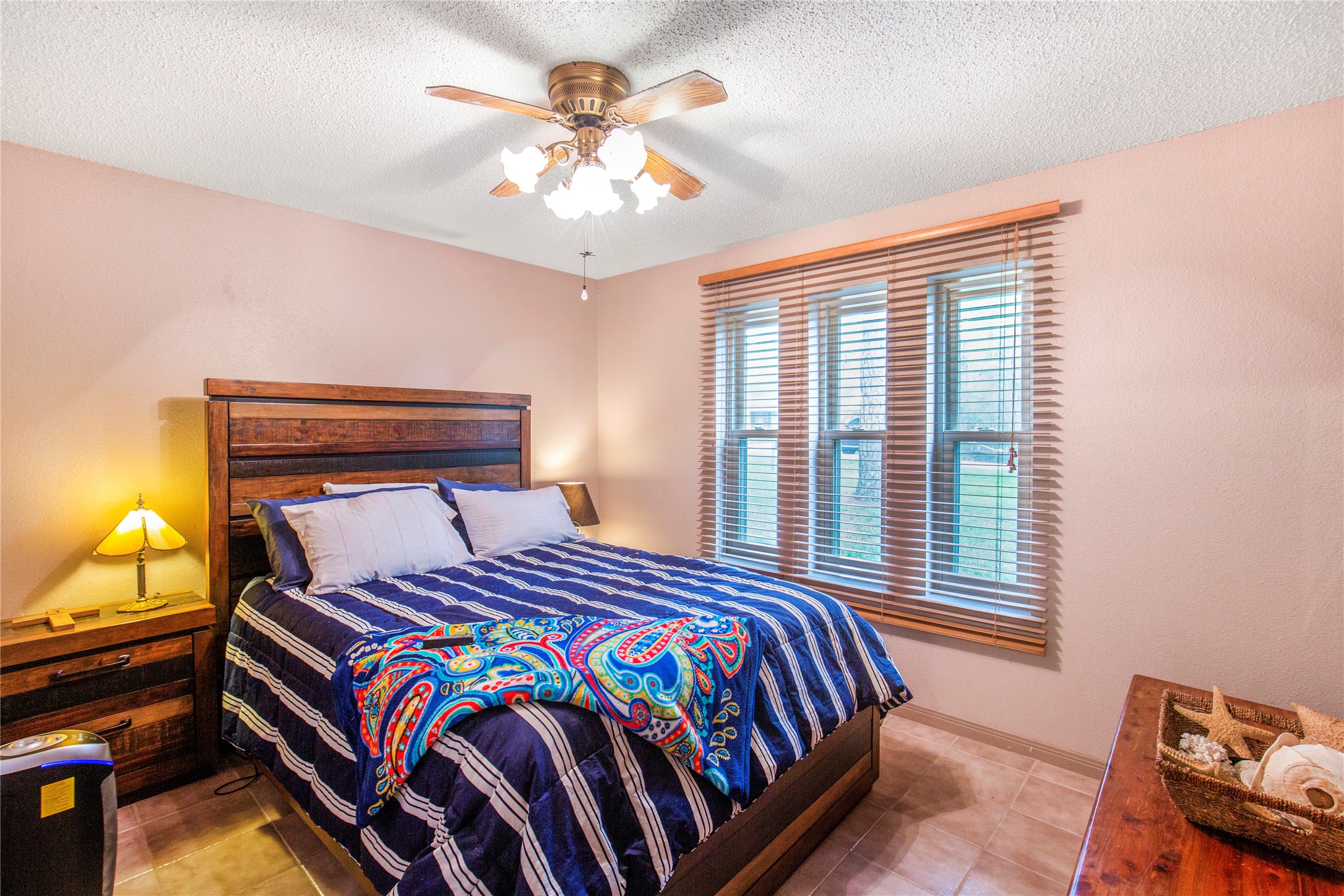 2007 Diane Street Pinehurst, TX 77362 - Photo 17 of 38