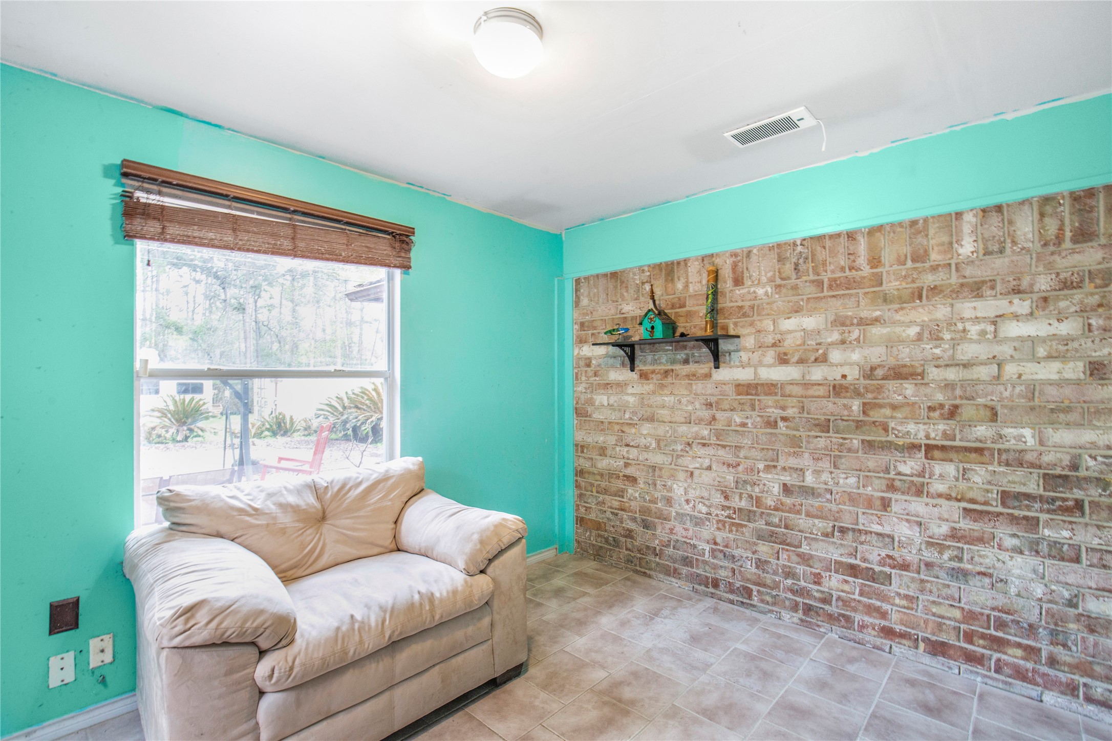 2007 Diane Street Pinehurst, TX 77362 - Photo 22 of 38