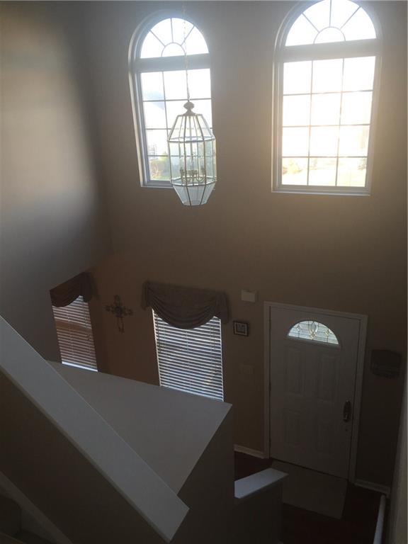 428 Blue Ridge Drive Coraopolis, PA 15108 - Photo 3 of 21 Entry