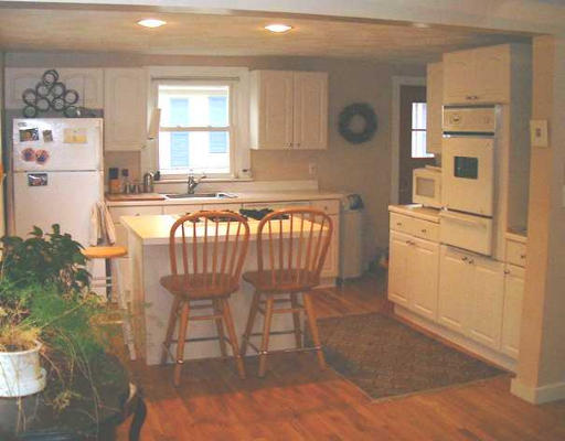 15 Edwin Road Waltham, MA 02453 - Photo 3 of 3 Gallery Image 3
