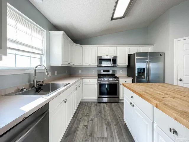 $1,950 | 209 Staysail Street, Pensacola, FL 32507