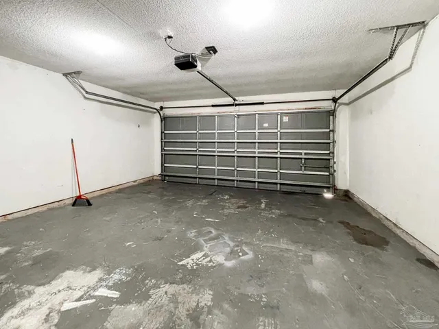 $1,950 | 209 Staysail Street, Pensacola, FL 32507